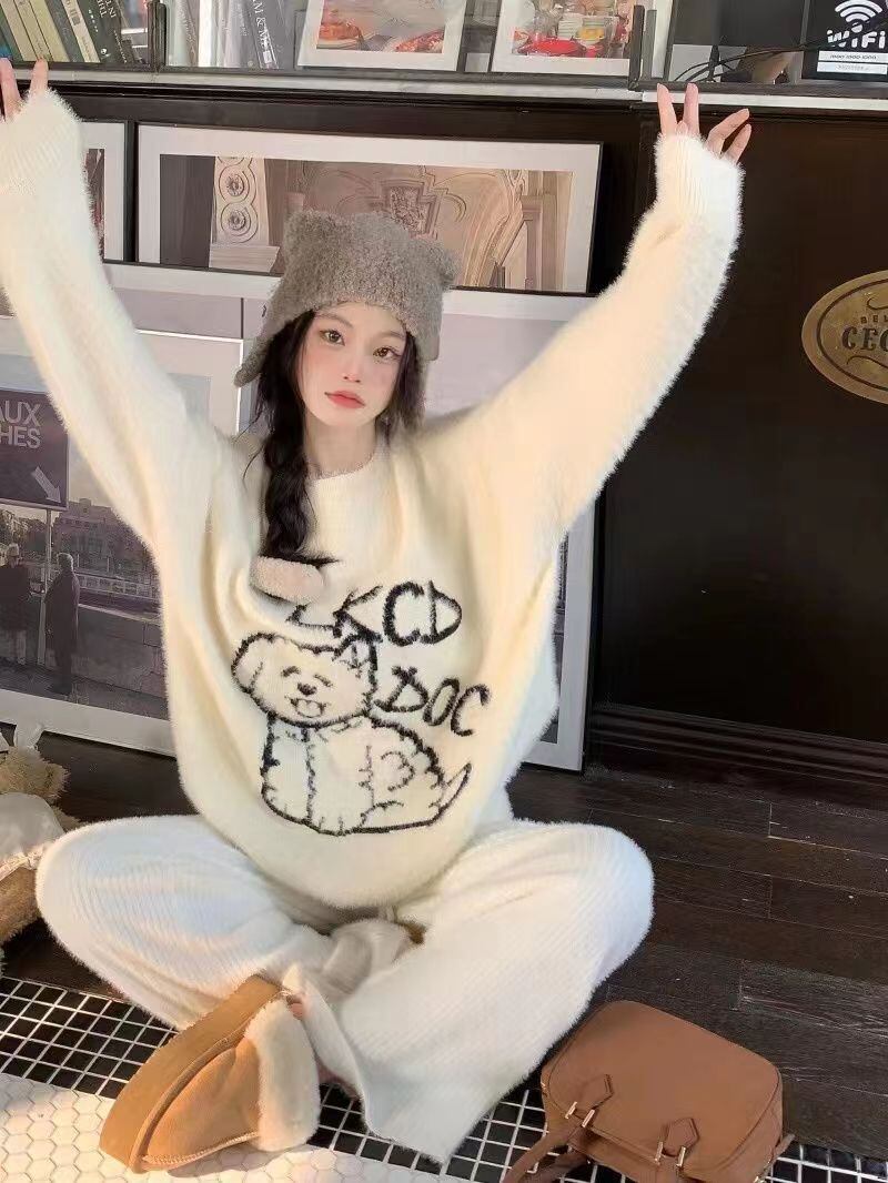 【tops】クルーネックニットセーター　M18593