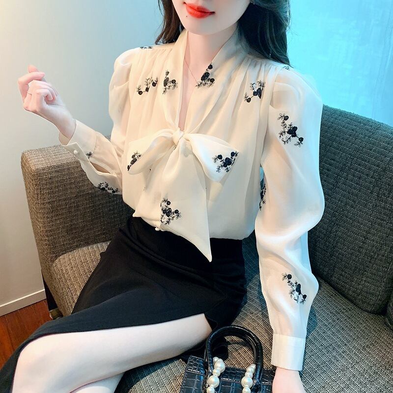 【tops】刺繍シャツトップス　M18478