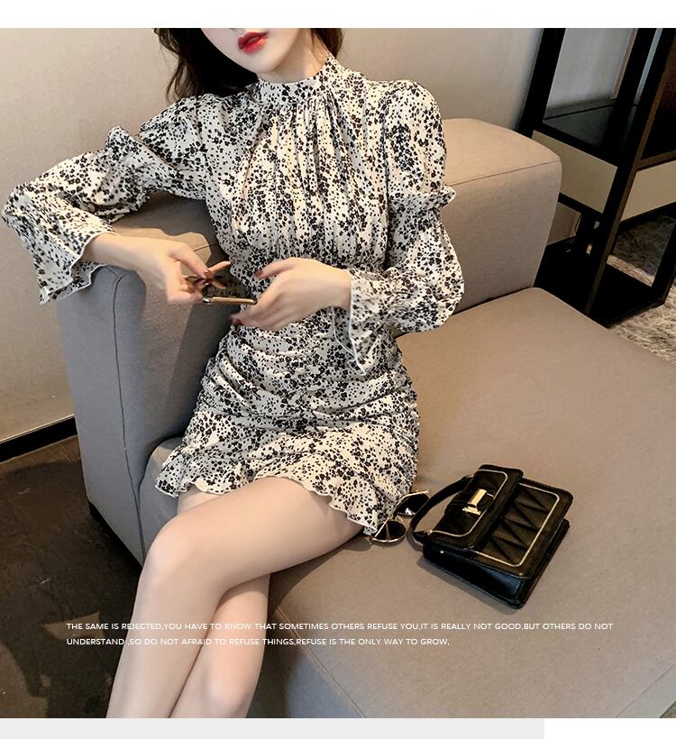 【dress】気質満点 レトロスタンドネックタイト不規則花柄ワンピース G1631