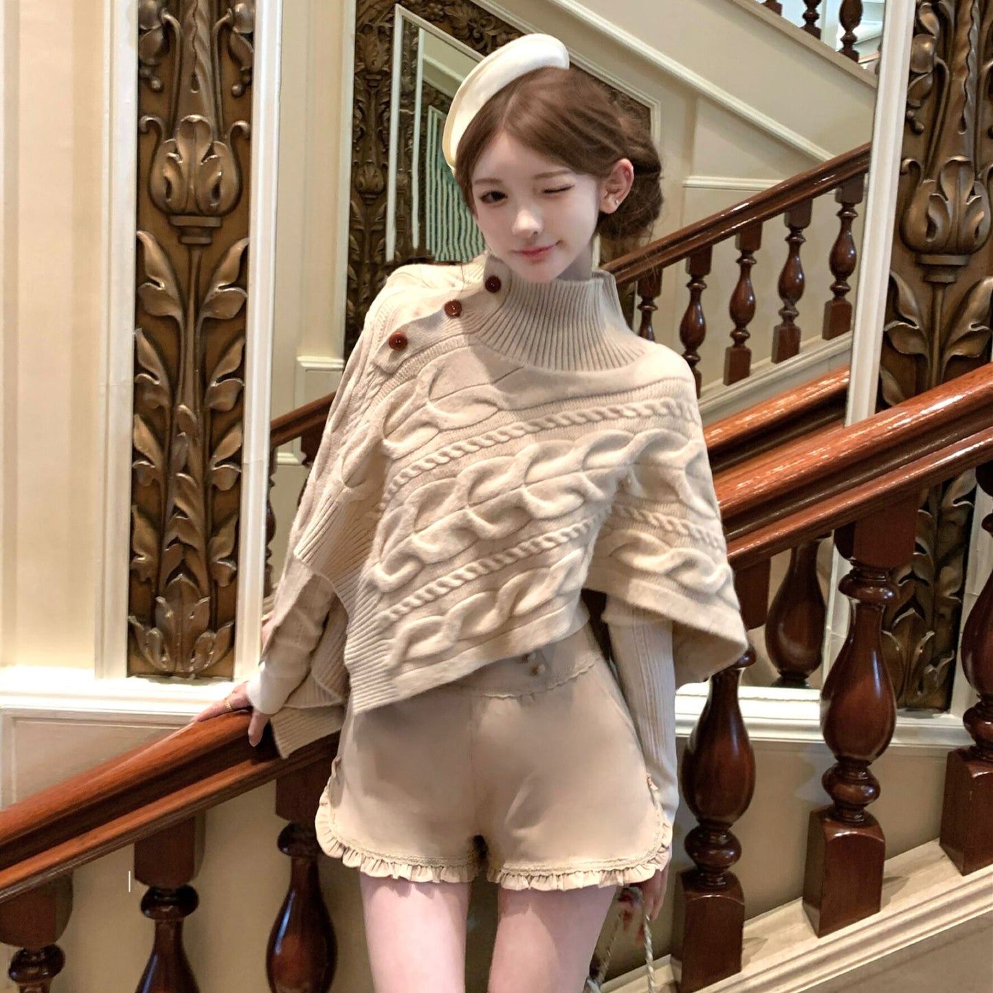【set】ハイネックニットケープトップス×フリルショートパンツセット     N3388