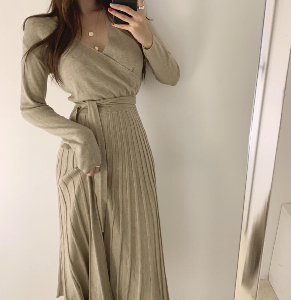 【dress】エレガント早い者勝ち 気質満点レトロ着痩せVネックニットワンピース G1759