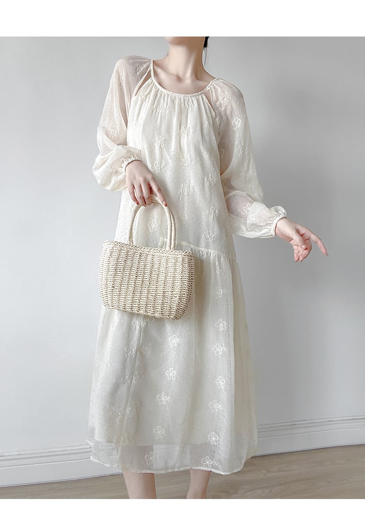 【dress】フラワー刺繍ワンピース　N2988