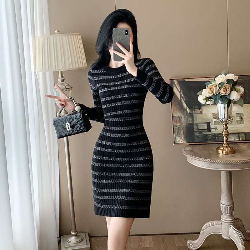 【dress】ボーダー柄ニットワンピース　M25370