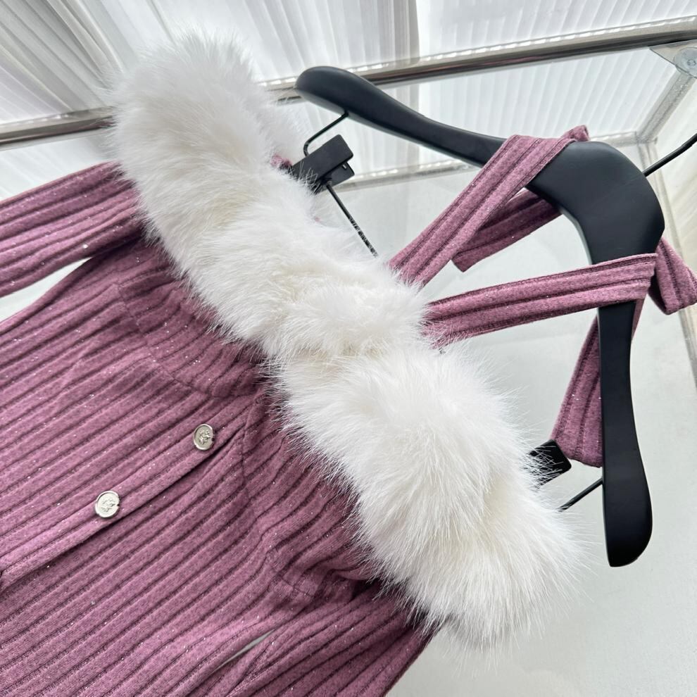 【tops】ホルターネックファーニットトップス　M27691