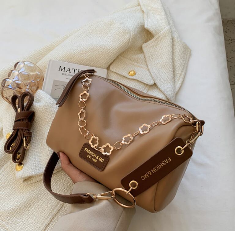 【小物】ファッション 高級感シンプル合わせやすい高品質オシャレ肩掛け斜め掛けG5360