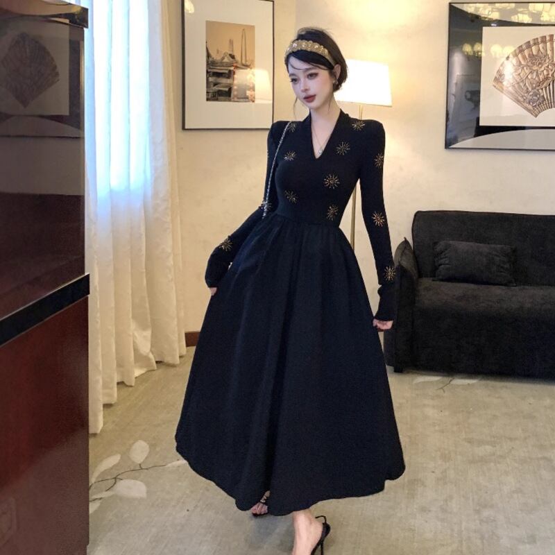 【dress】Ｖネックロングワンピース Q7113