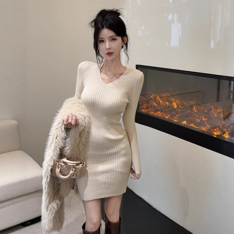 【dress】Vネックニットワンピース Q7105