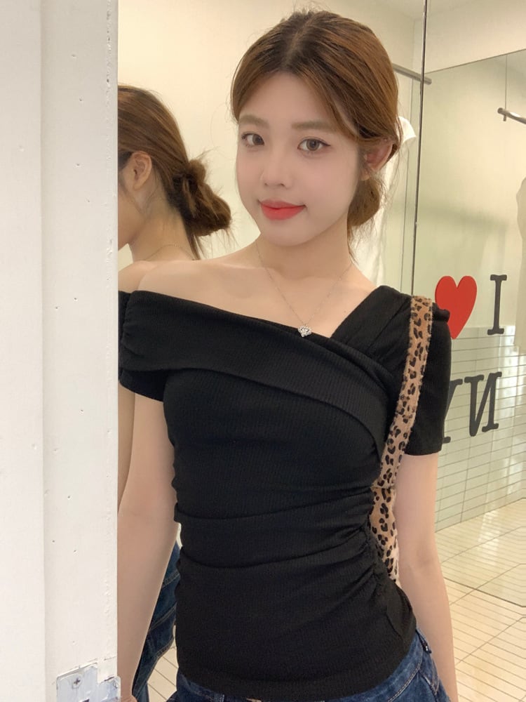 【tops】オフショルダーTシャツ　M25053