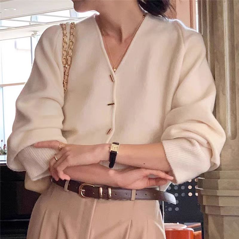 【outer】VネックニットカーディガンG24050