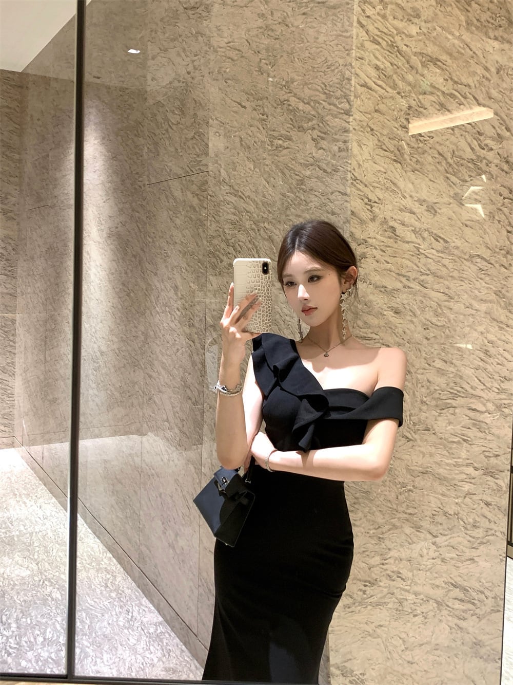 【dress】ワンショルダーフリルマーメイドワンピース　M31571