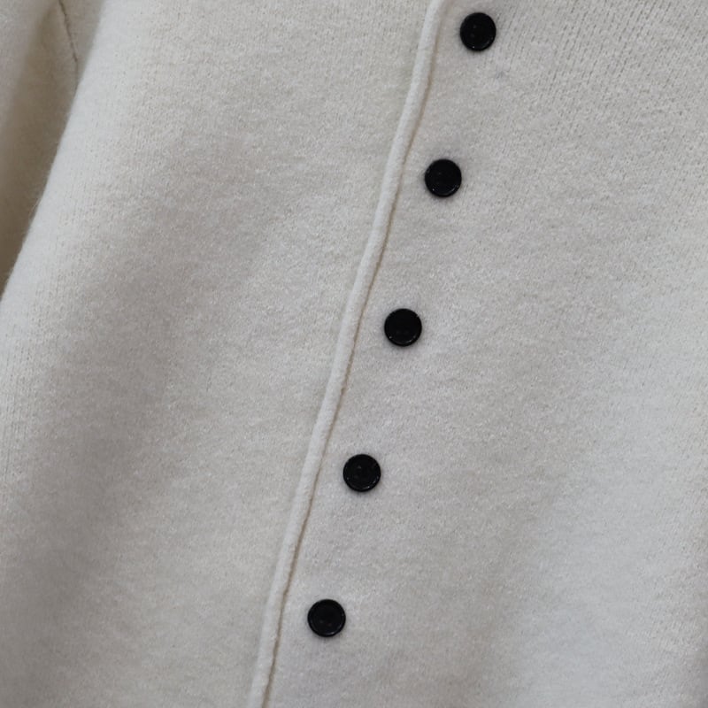 【outer】ボタンデザインニットカーデ　M26851