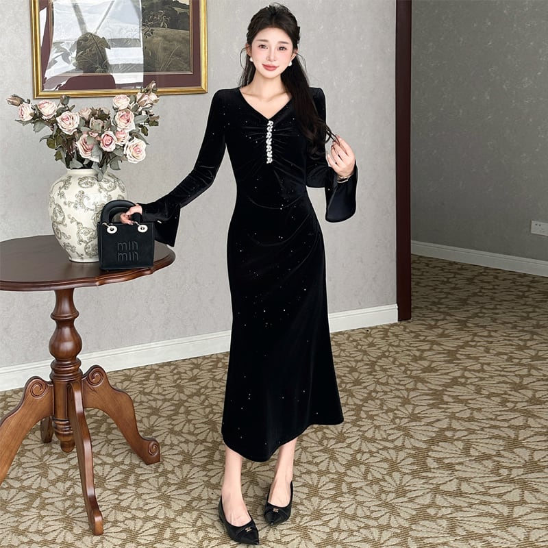 【dress】Vネックベルベットロングワンピース Q7502
