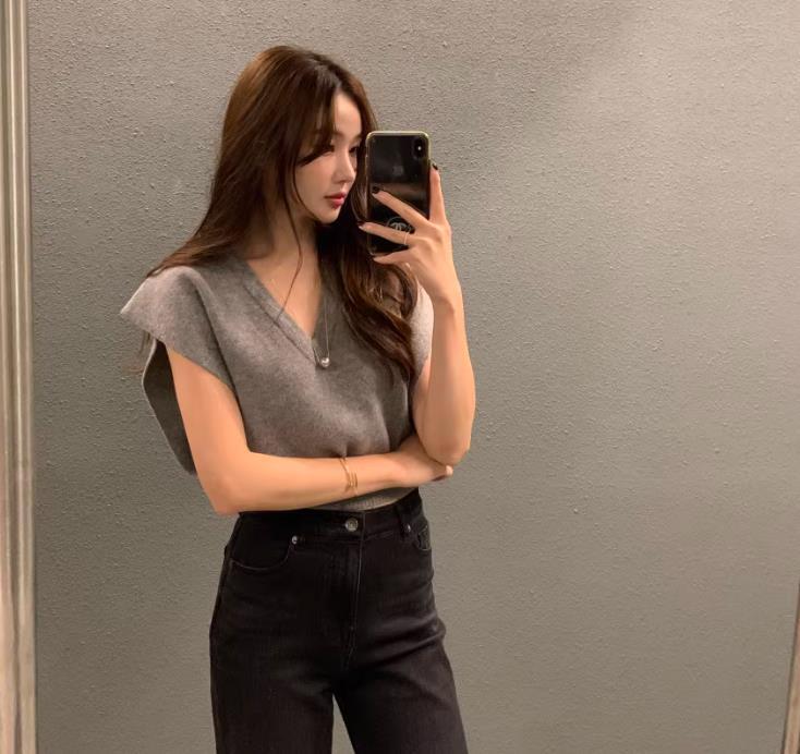 【tops】4色VネックニットベストF7425