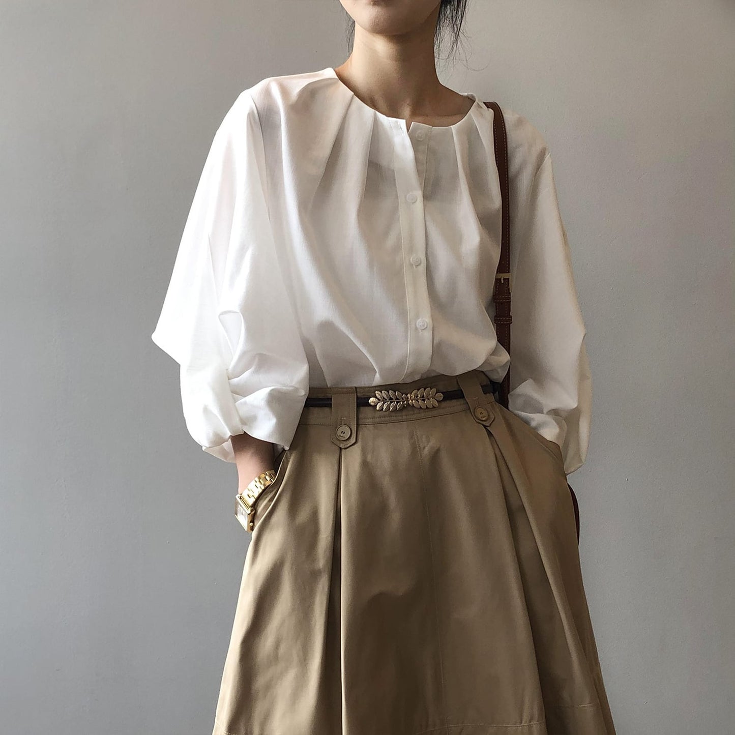 【tops】ランタンスリーブシャツブラウス　M29742