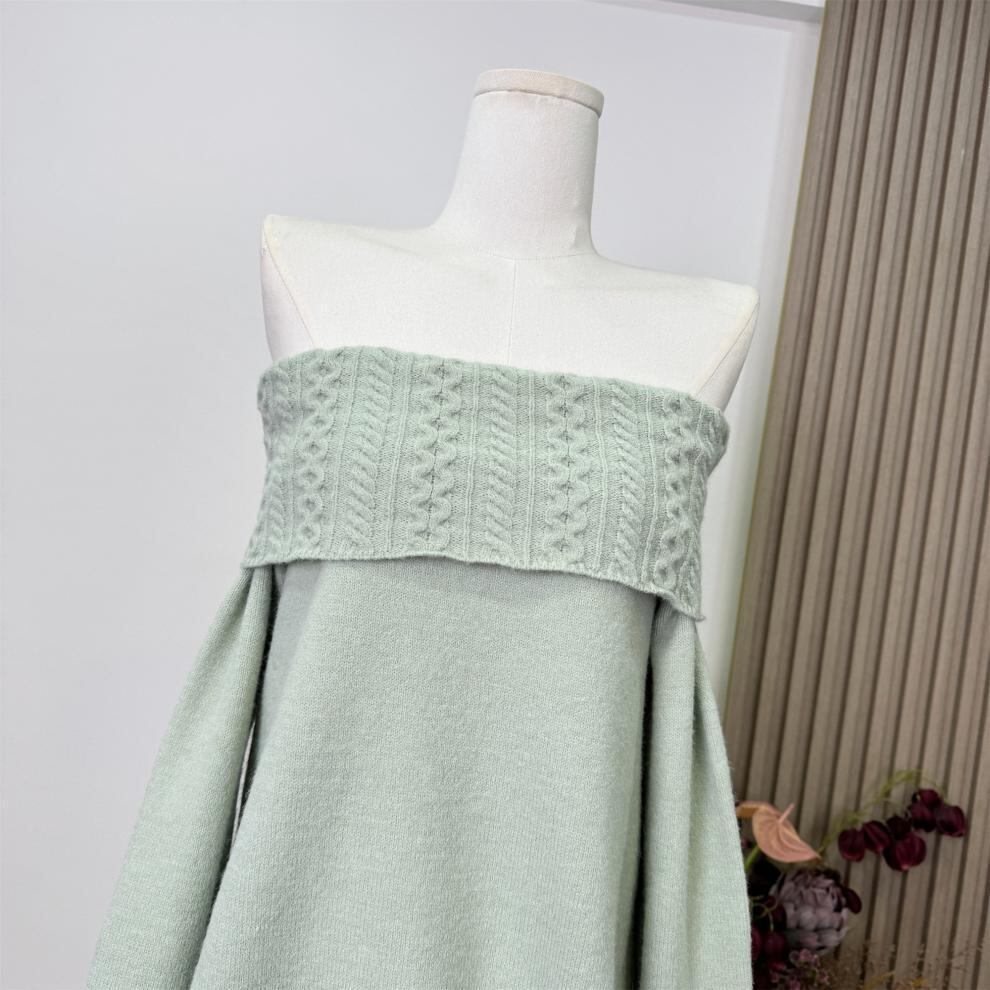 【tops】オフショルダーニットセーター　M28944