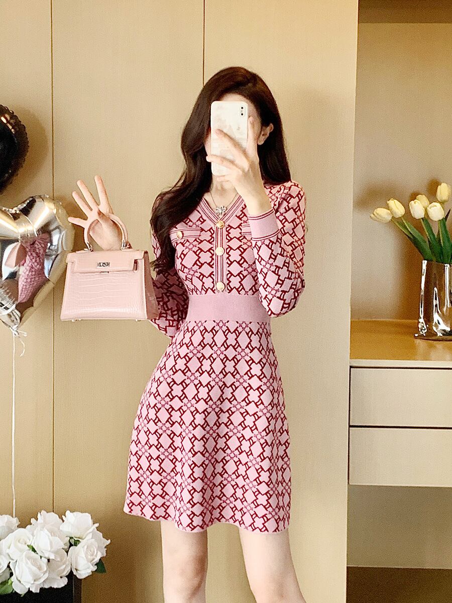 【dress】Vネックニットワンピース　M28425