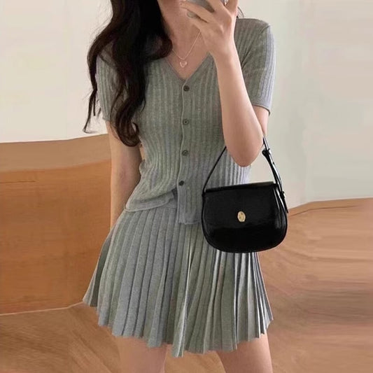 【set】Vネックカーディガン+スカートニット２点セットF7419