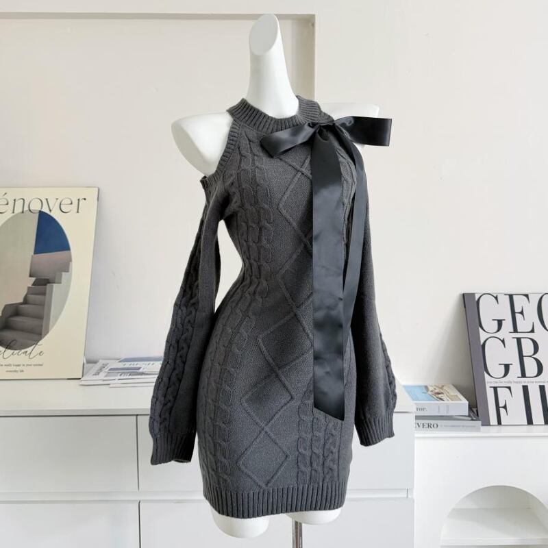 【dress】リボン付きオフショルニットワンピース Q7182