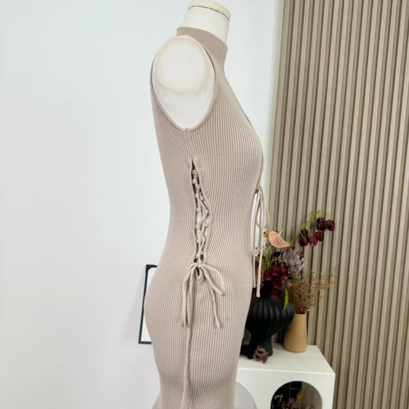 【dress】ストラップデザインロングニットキャミワンピース Q7803