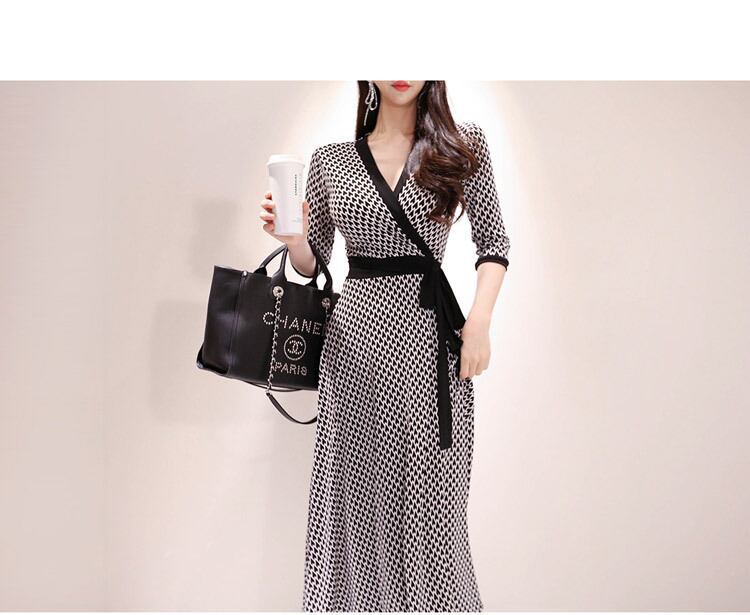 【dress】気質満点レトロ着痩せスリットプリントVネックワンピース