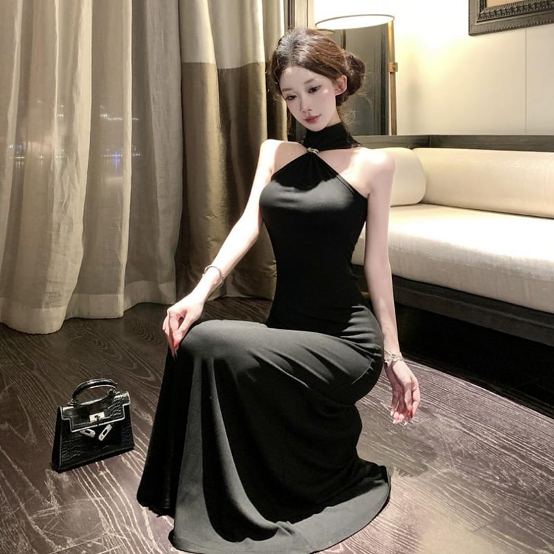 【dress】ホルターネックタイトロングワンピース Q8186