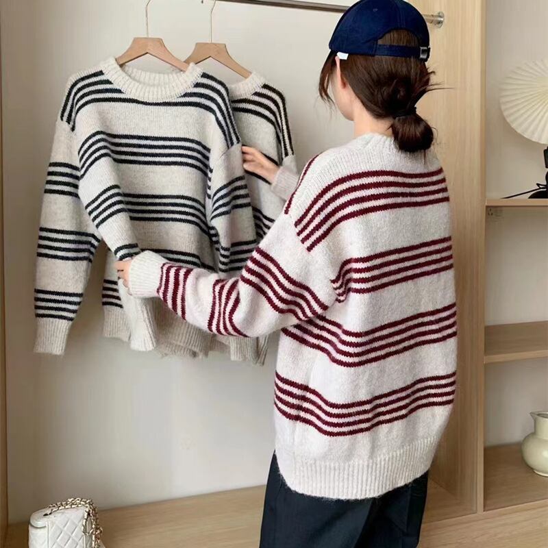 【tops】クルーネックニットセーター　M18489