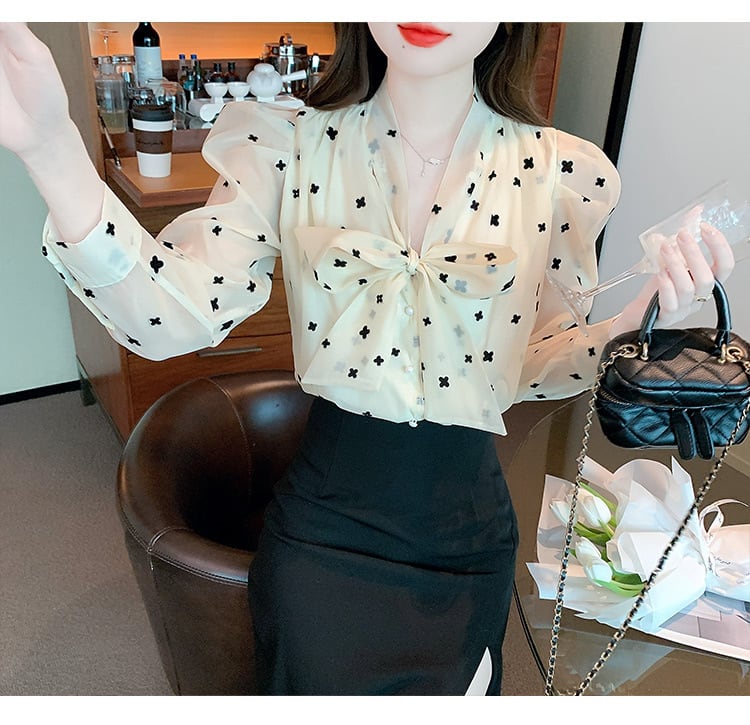 【tops】リボン付きブラウス　M29372