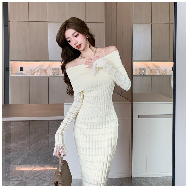 【dress】フリンジニットワンピース　M18539