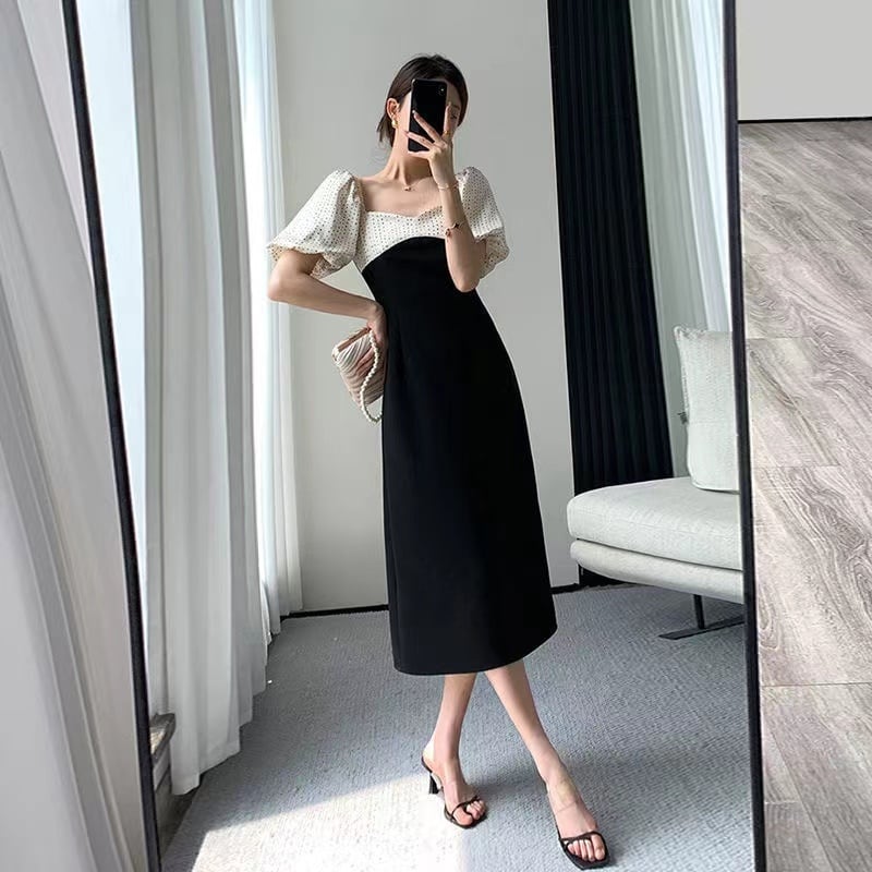 【dress】一目惚れ！レトロスクエアネック半袖パフ袖ドット柄着やせワンピースF2722