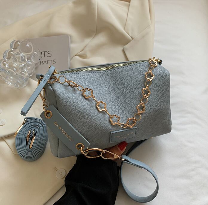 【小物】気質満点レディースファッションオシャレ 合わせやすい肩掛け斜め掛けバッグ  G3581