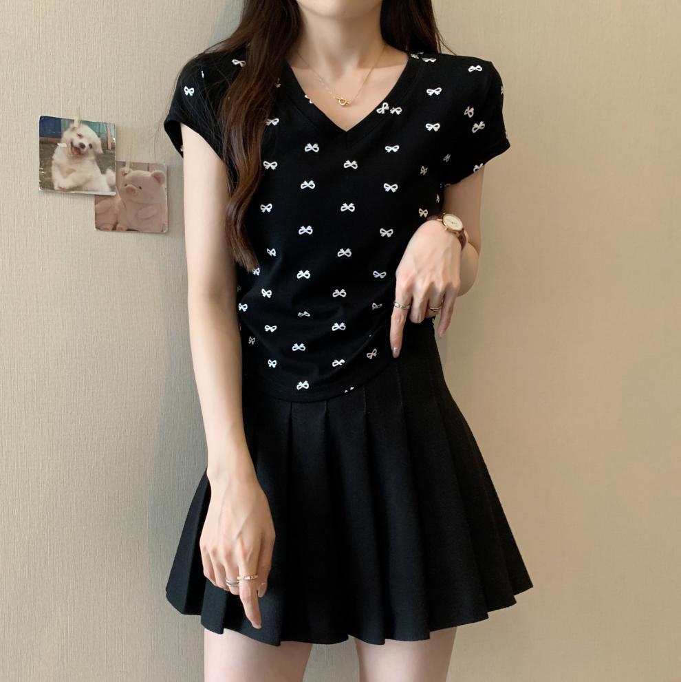 【tops】VネックプリントTシャツG21043