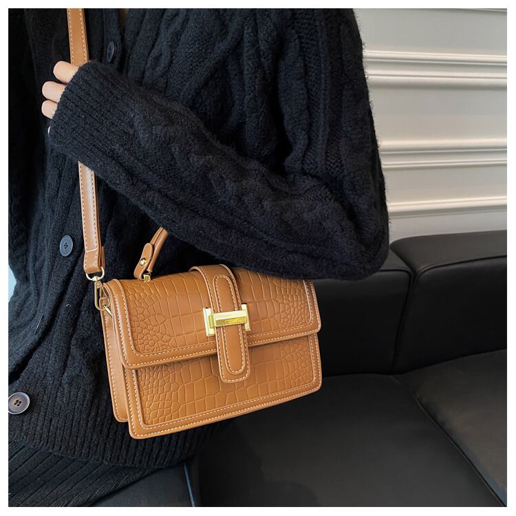 【小物】高級感合わせやすい 秋冬新作デザインエレガント通勤クラッチバッグ G2918