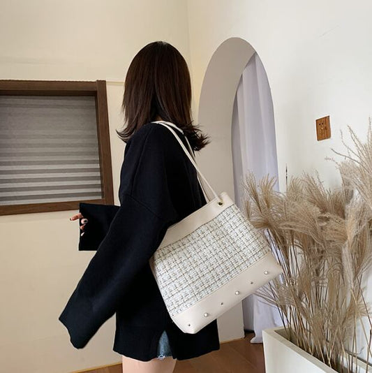 【小物】高級品質  ! 定番斜め掛けファスナー ショルダーバッグ大容量