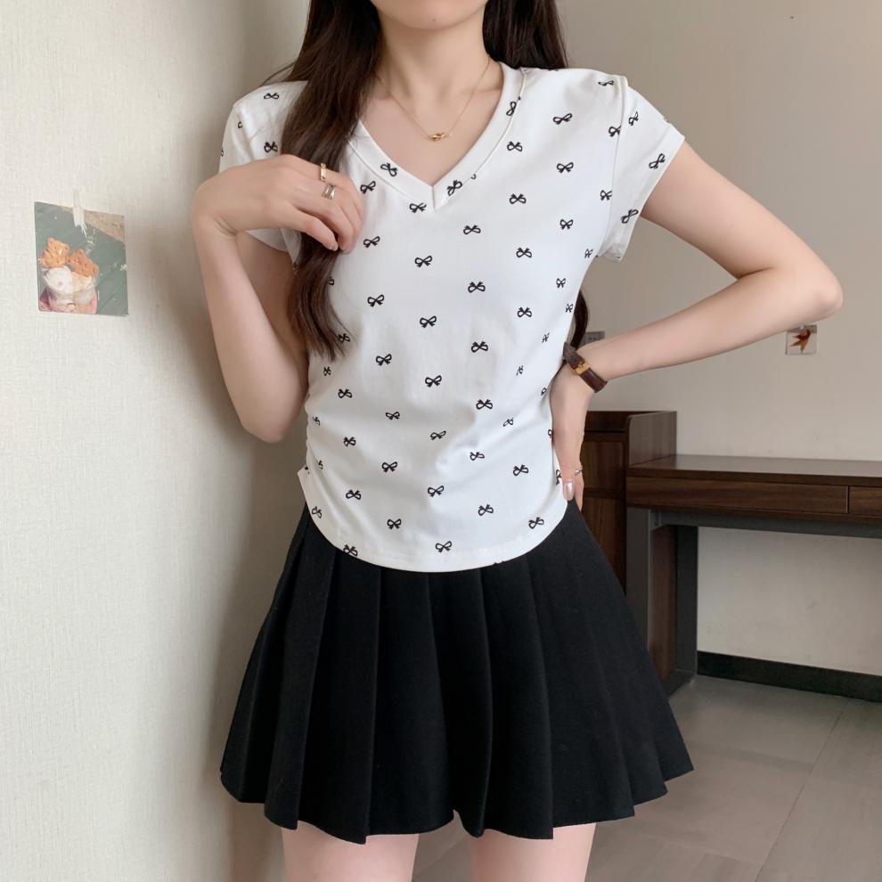 【tops】VネックプリントTシャツG21043