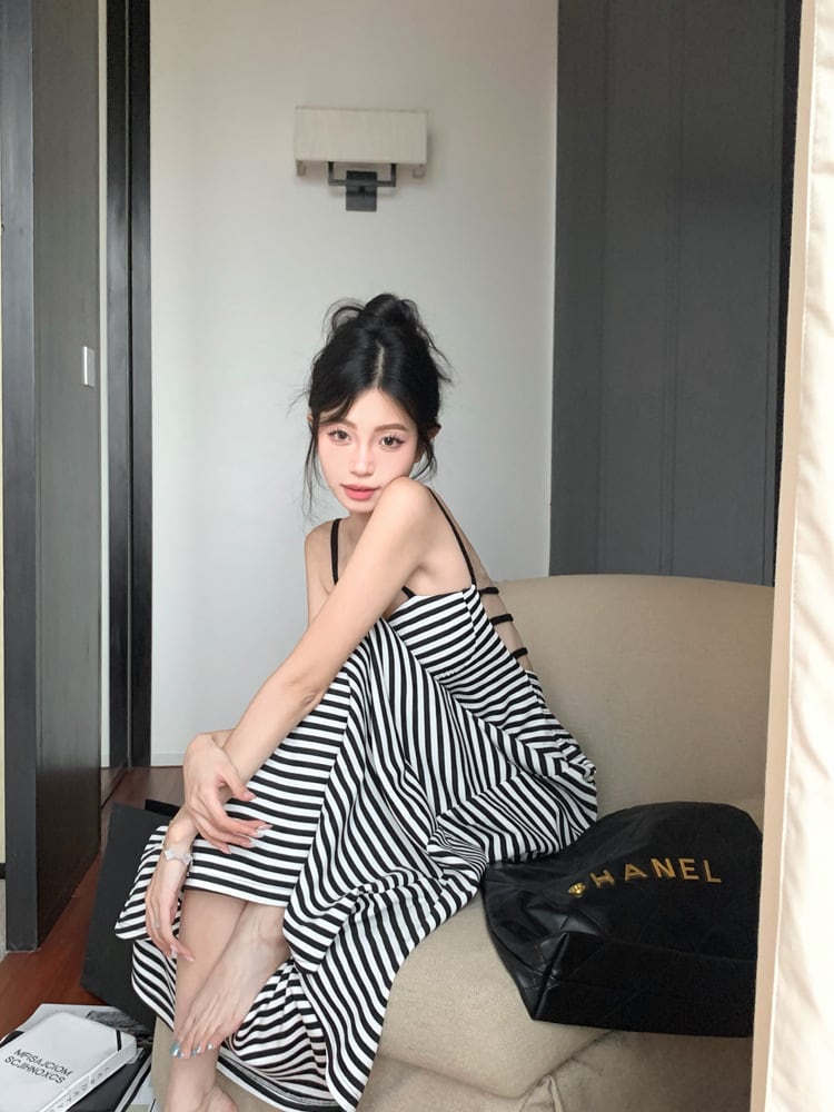 【dress】バックレスキャミワンピース　M24122
