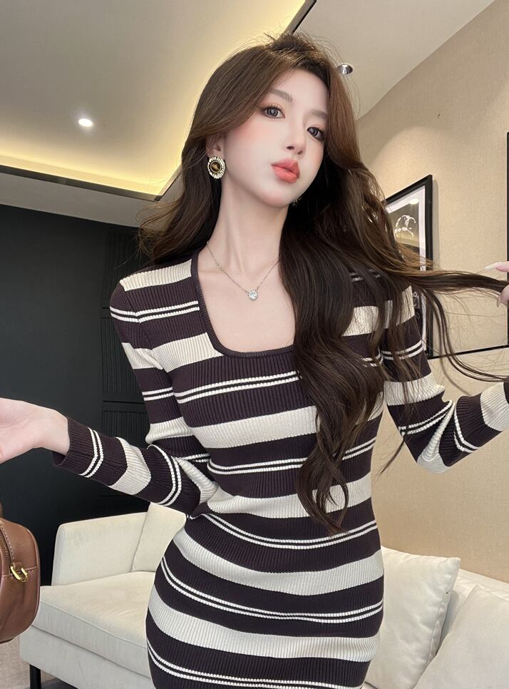 【dress】ボーダー柄ニットワンピース Q7494