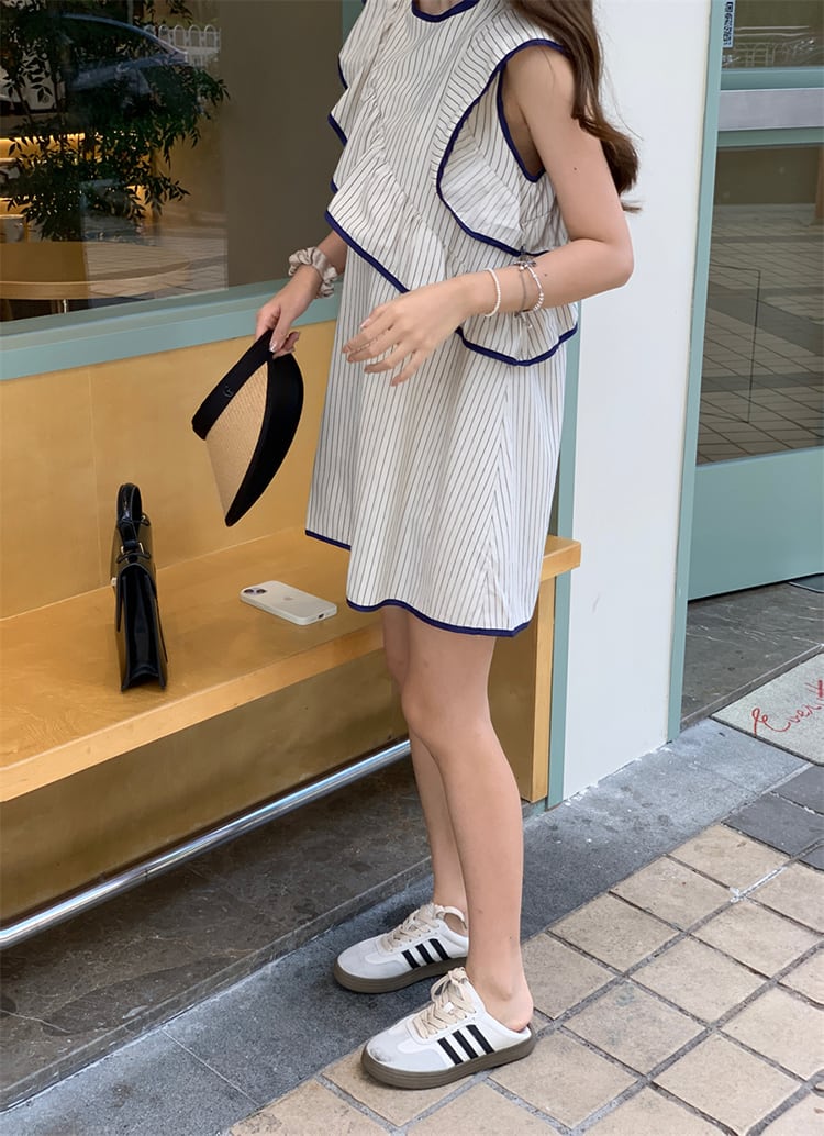 【dress】フリルストライプ柄ワンピース G20203