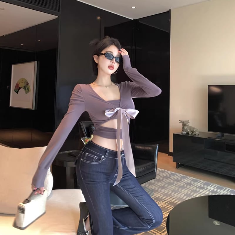 【tops】ビッグリボン付きフロントカットトップス Q8136