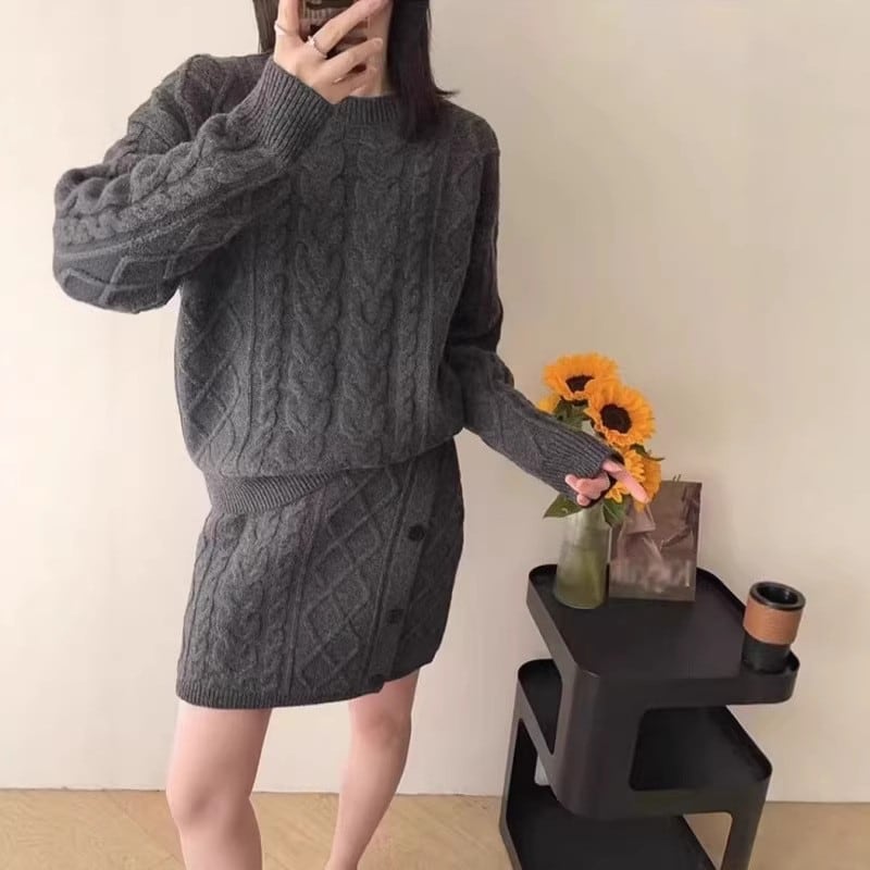 【set】3色展開ニットトップス×ストレートスカートセット Q7868