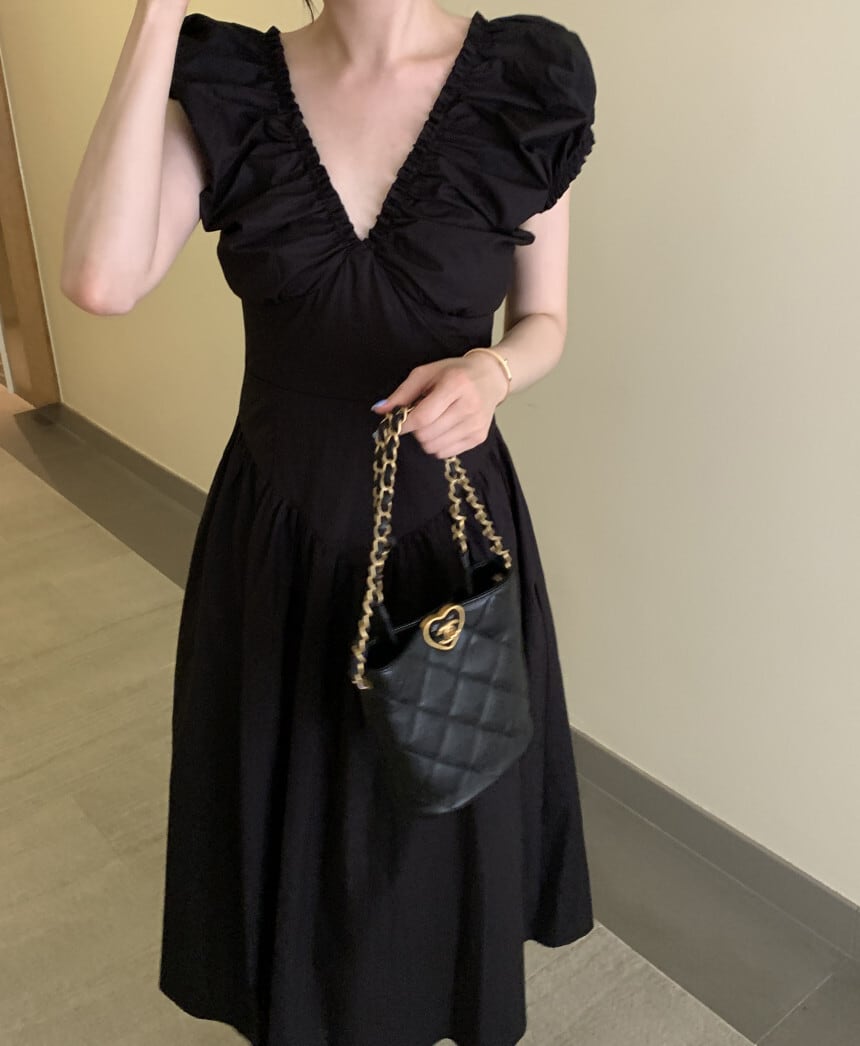 【dress】Vネックワンピース　M24626
