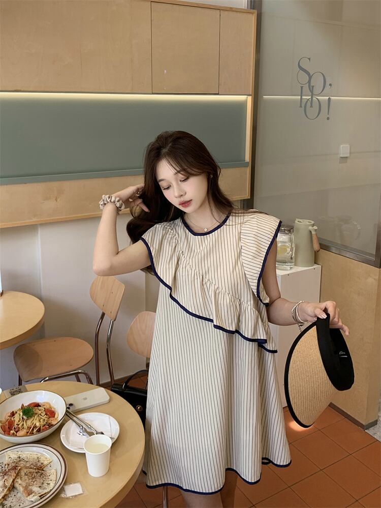 【dress】フリルストライプ柄ワンピース G20203