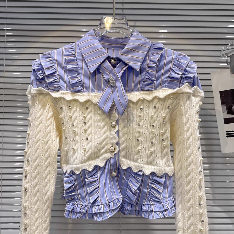 【tops】パール付きニットドッキングシャツ Q7541