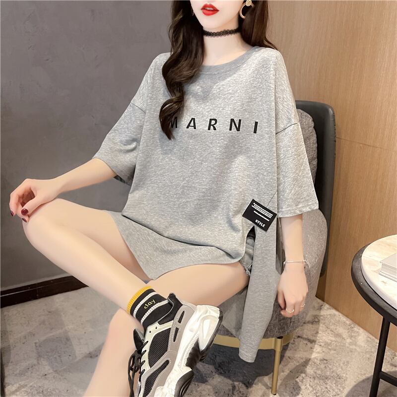 【tops】ラウンドネック半袖大きいサイズゆったりスリットTシャツF0074