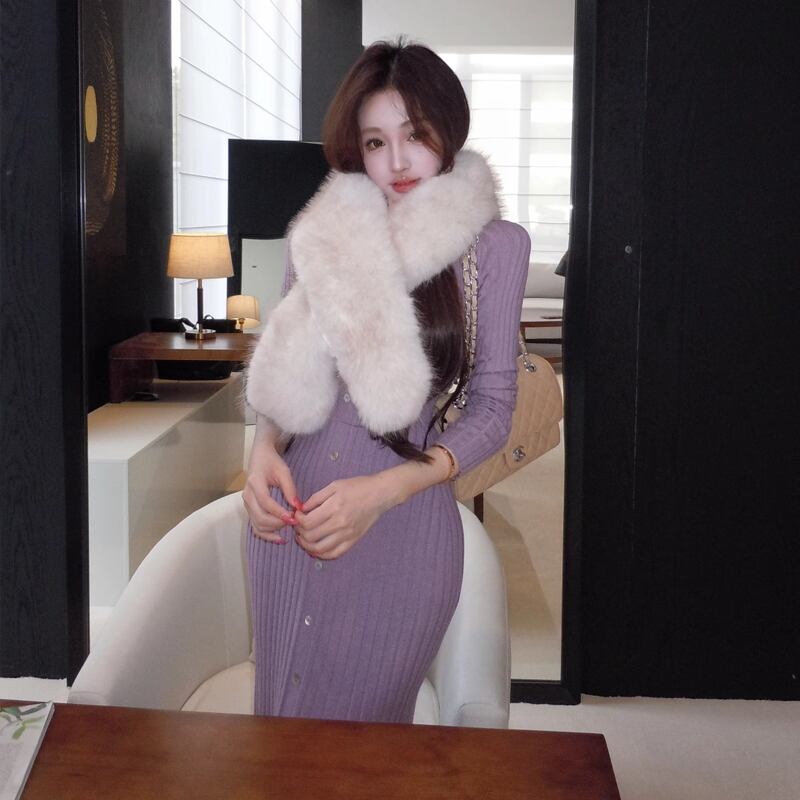 【dress】Vネックニットワンピース Q7651
