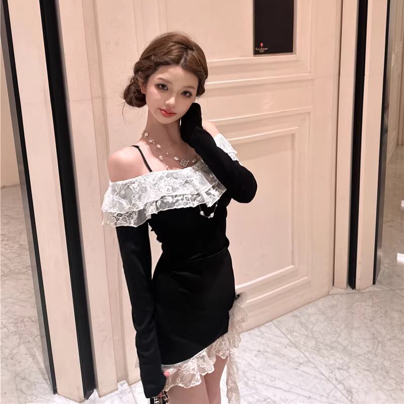 【dress】レースドッキングオフショルダーワンピース Q8071