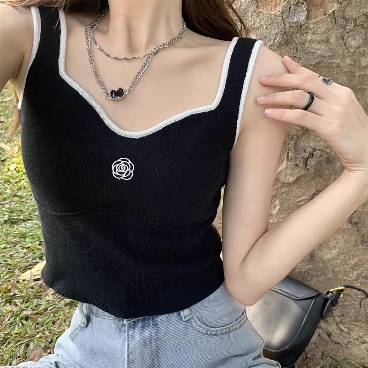 【tops】2色スクェアネックニットタンクトップF7812