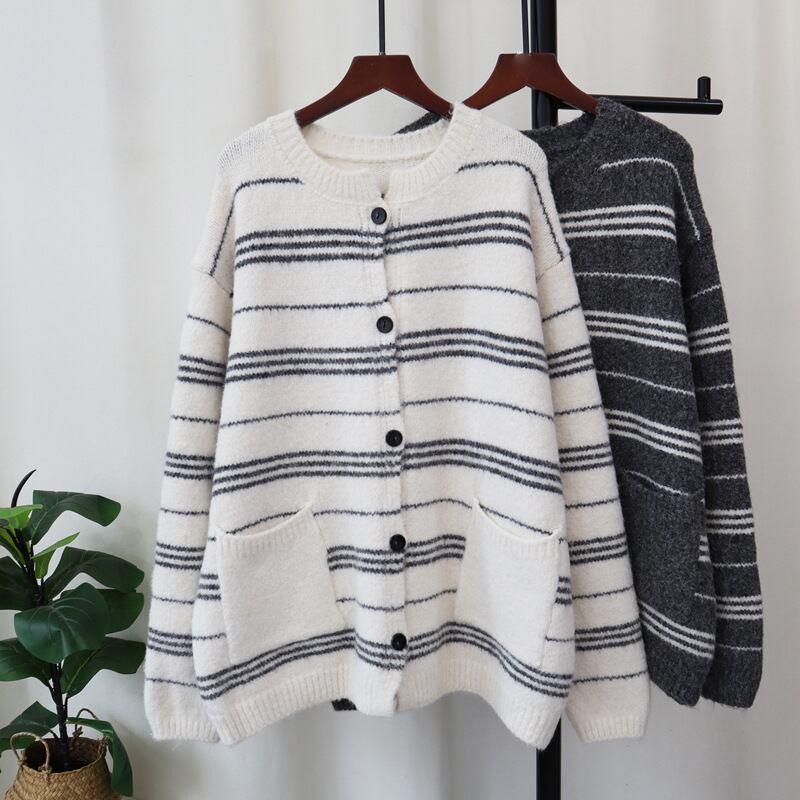 【outer】ボーダー柄ニットカーデ　M27397