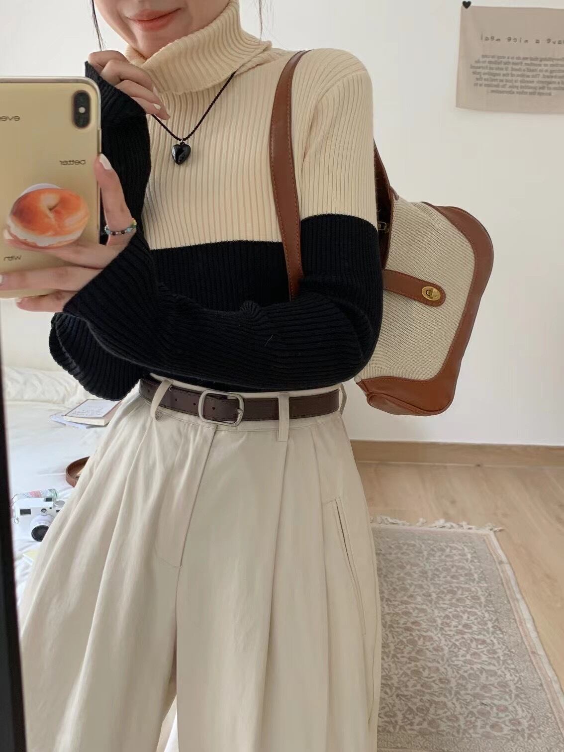 【tops】配色ハイネックニットプルオーバー　M18923