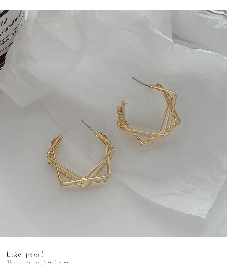 【小物】 ピアスアクセサリー高級感 地幾何模様ファッションシンプル