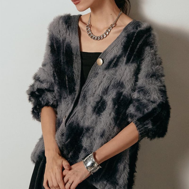 【outer】3色展開ファー付きニットカーディガン Q7655